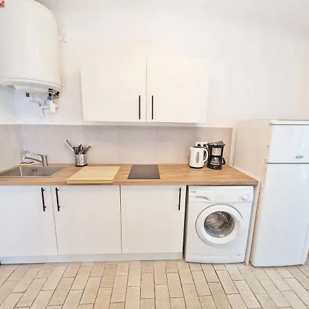Gregbnb - T2 Design 34m2 - Est - Wifi Fibre - N9 * Toulon